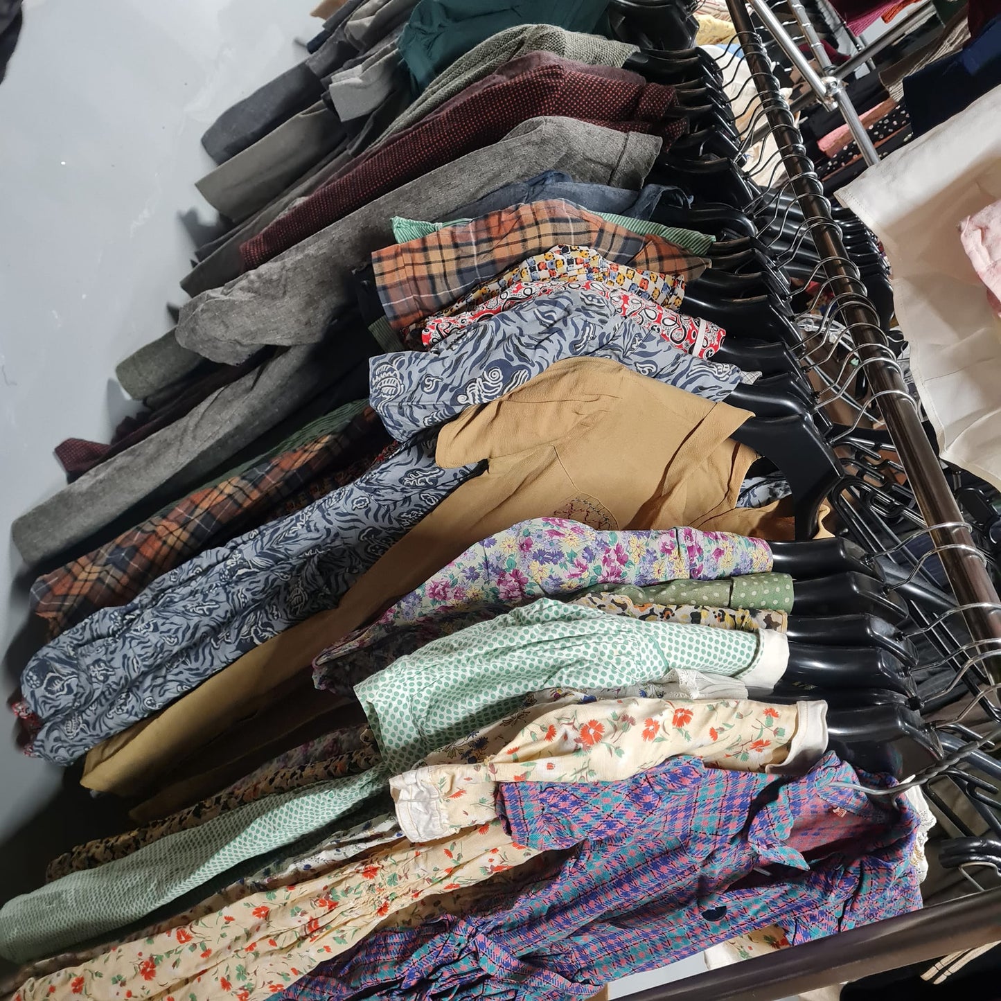 39 to 45 WW2 civilian costumes
