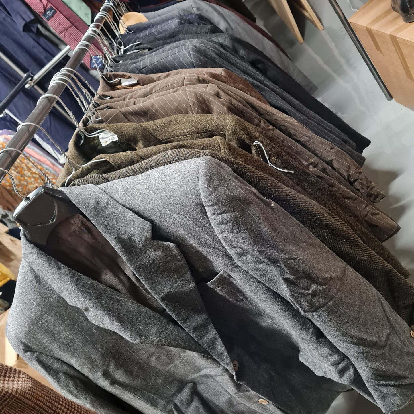 39 to 45 WW2 civilian costumes