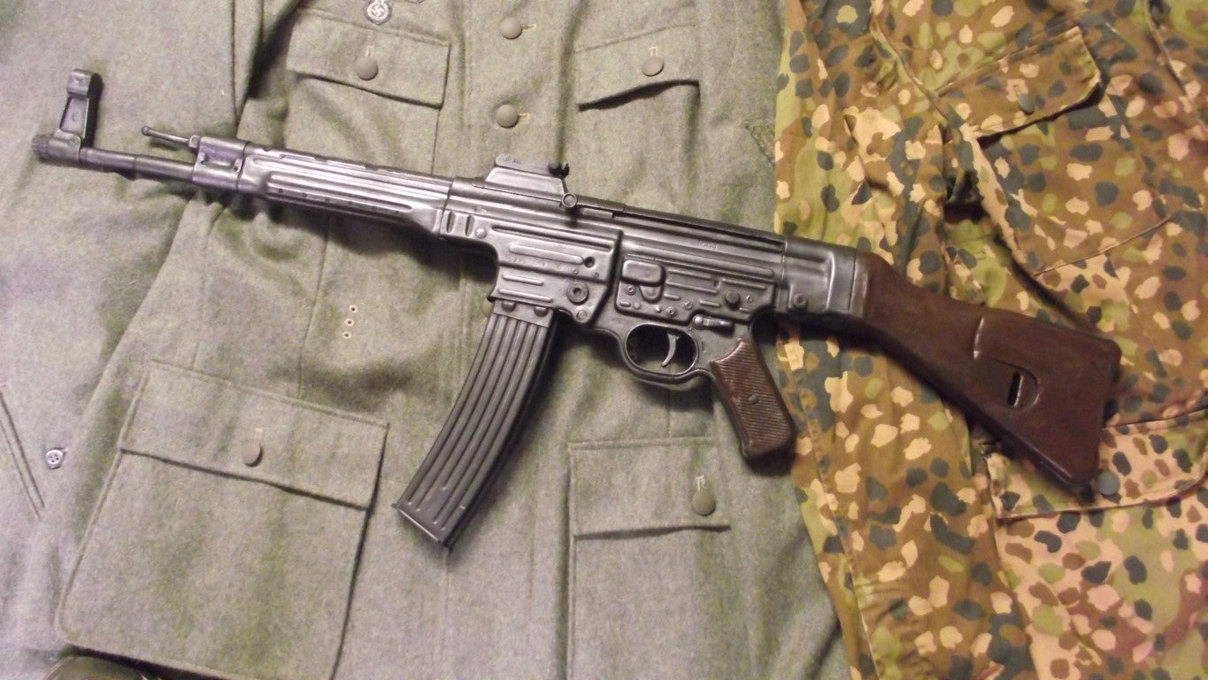 MP44