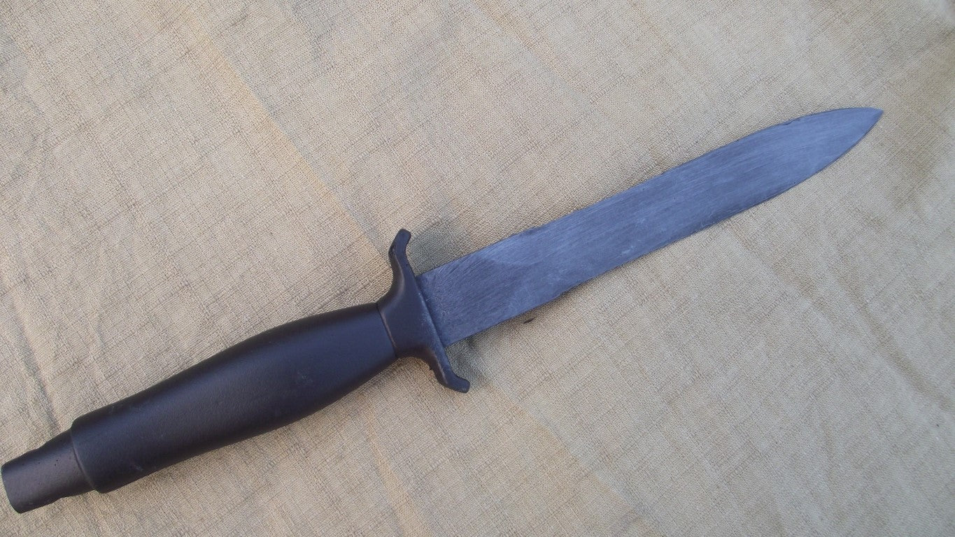 gerber type knife