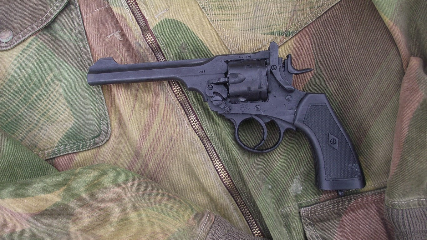 Pistols of WW1 Hire