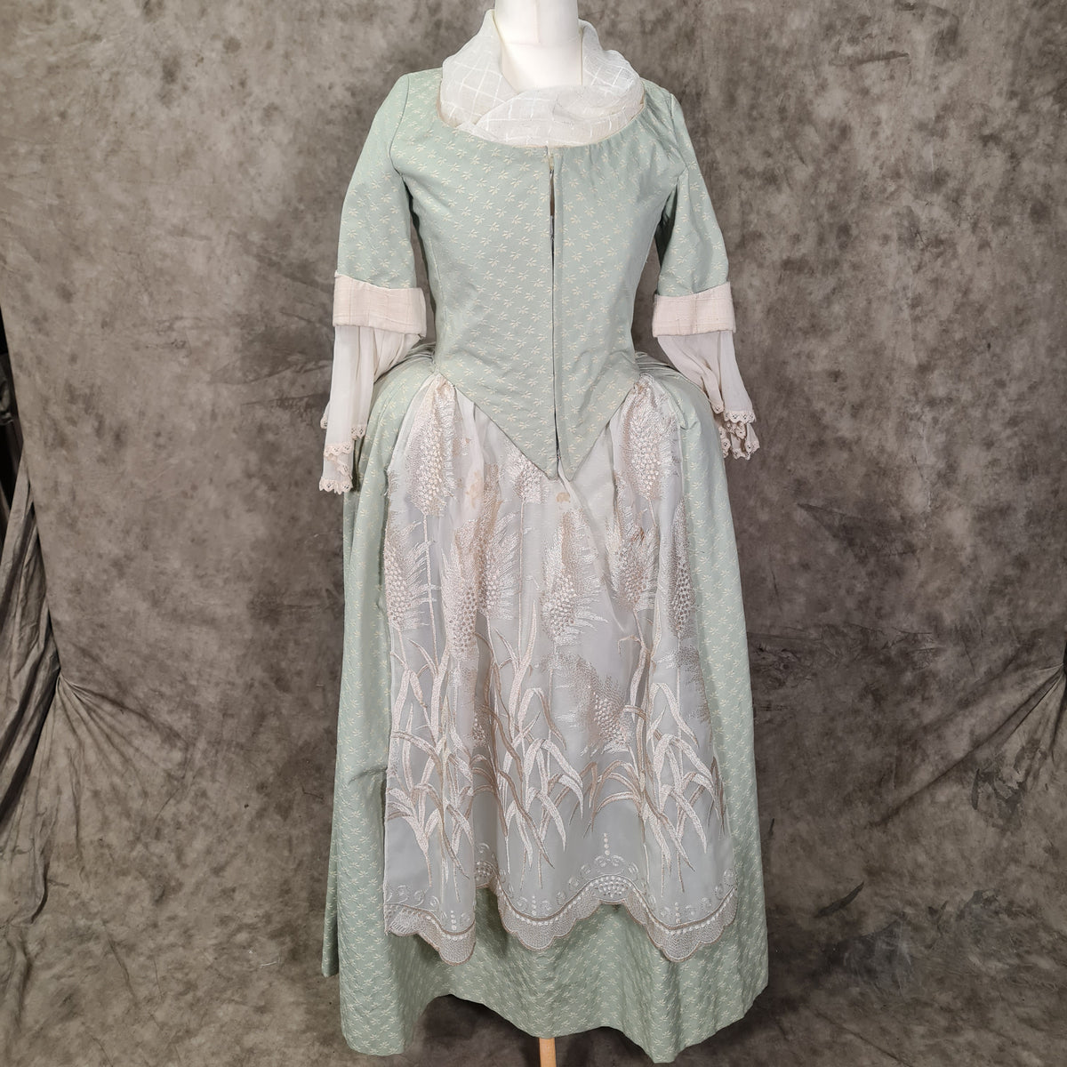18th century (1700)