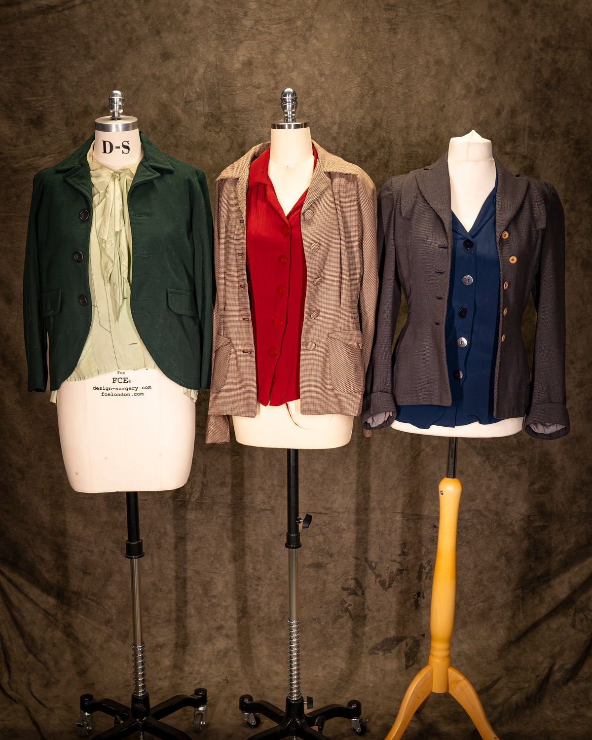 1939 to 1950 civilian costumes