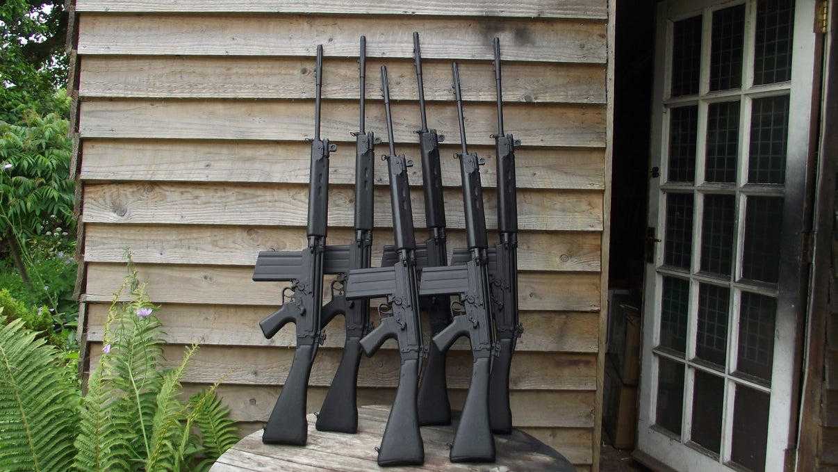 SLR L1A1 Self-Loading Rifle, rubber rifle – Shoot & Scoot