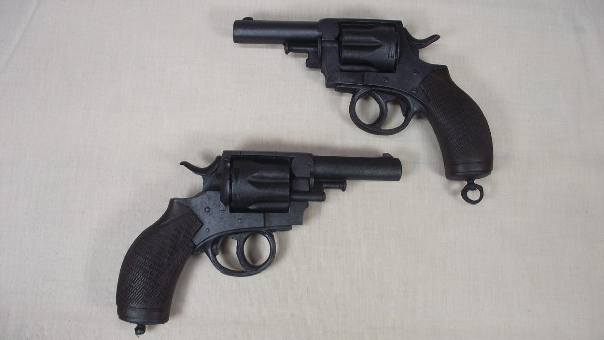 Bull Up Revolver Bull Dog revolver – Shoot & Scoot